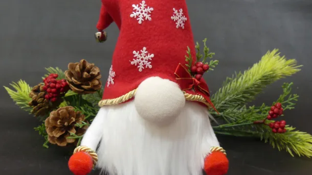 Claycia Crafting Corner - Christmas Gnome